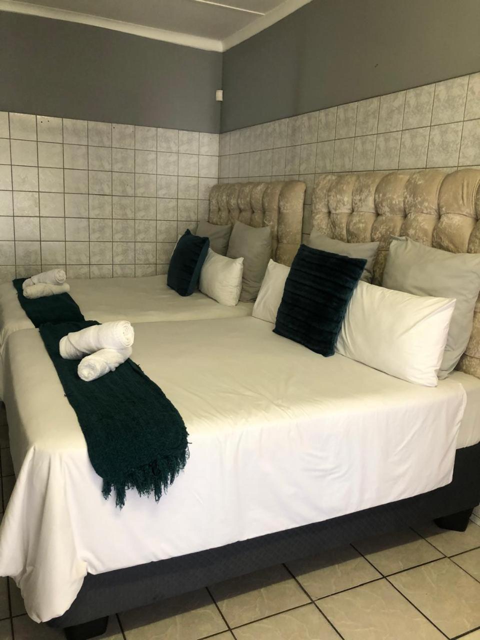 Jnc Guest house Richards Bay